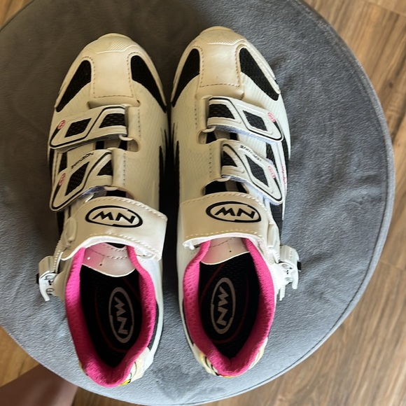Northwave clip in bike shoes women’s size 37 - Picture 7 of 8